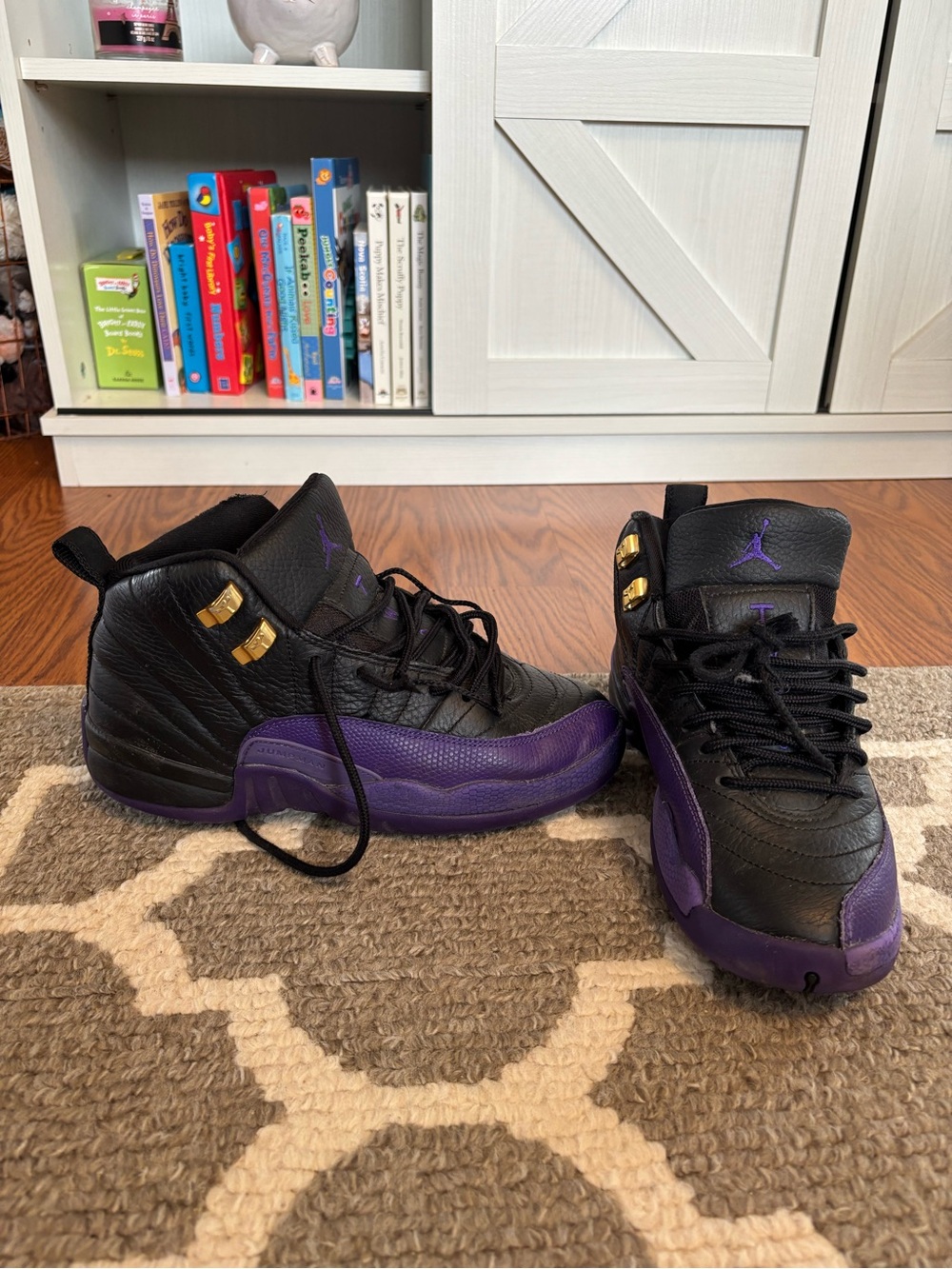 Nike Air Jordan 12 Retro Purple size 4Y